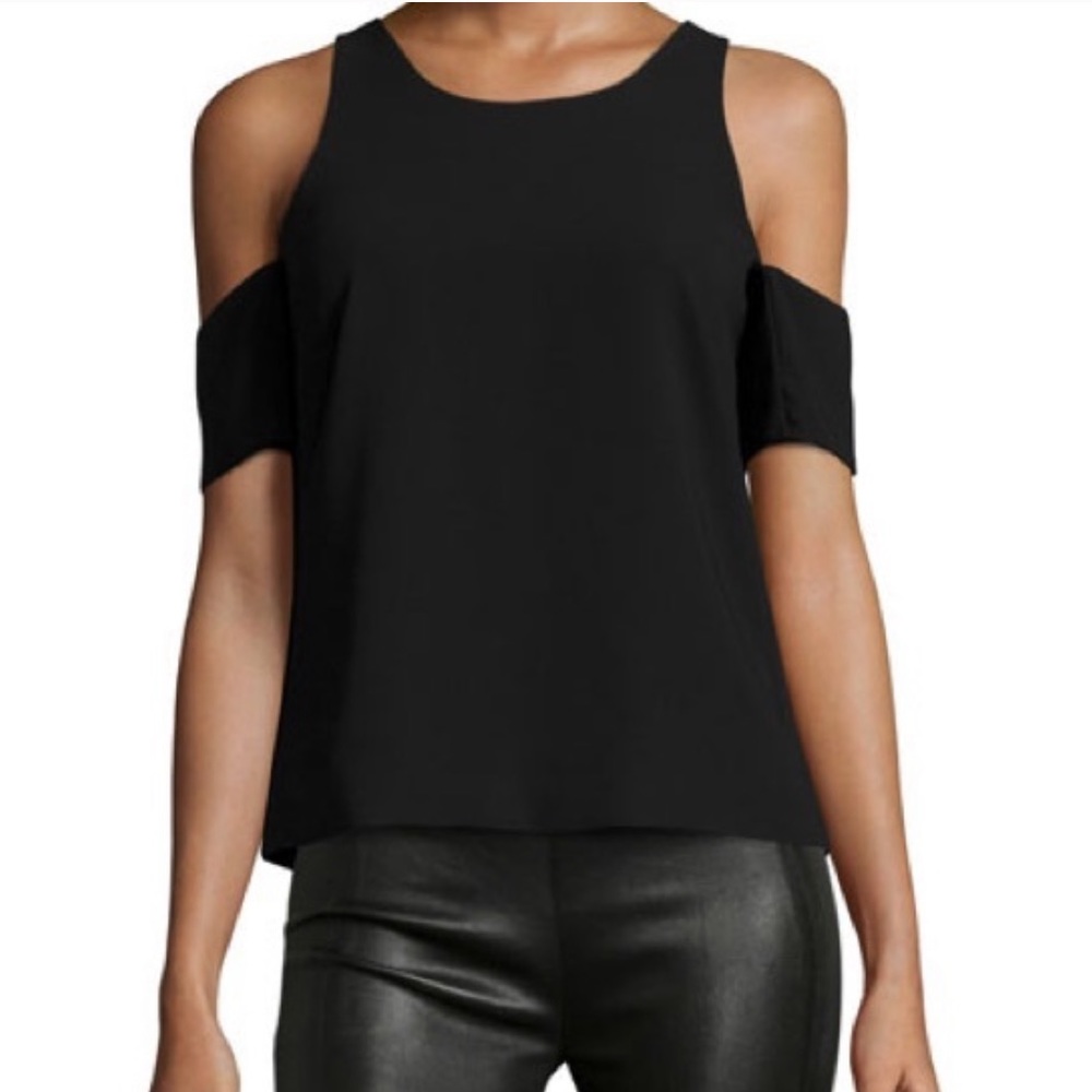 Elizabeth and James Top